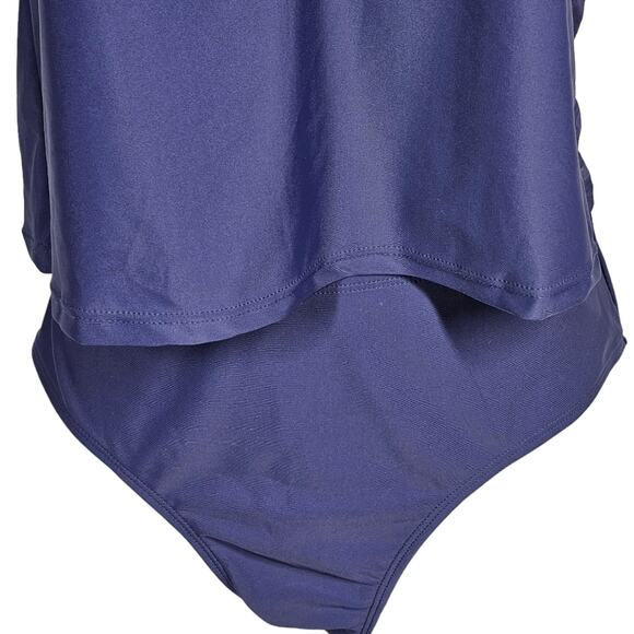 Cupshe Ruffled V-Neck Halter Style Tankini with Bikini Bottom NWT Size M - Picture 4 of 16